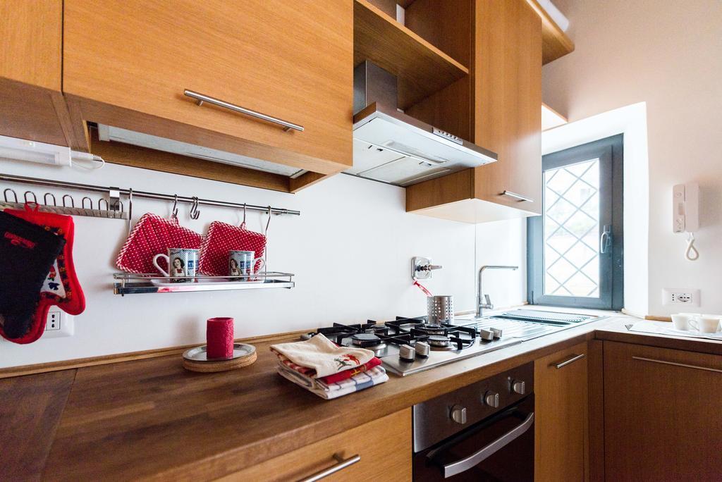 Apartment Polveriera Colosseum Рим Экстерьер фото