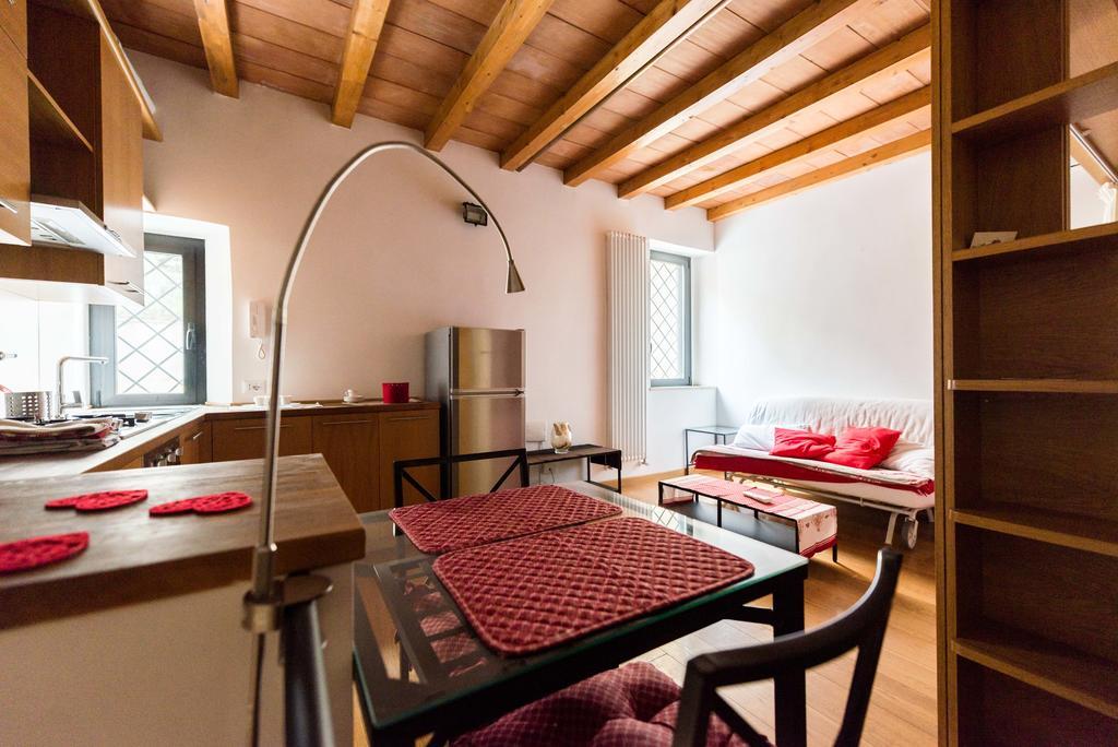Apartment Polveriera Colosseum Рим Экстерьер фото